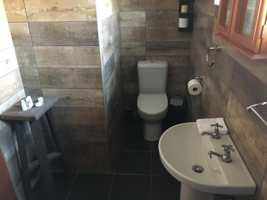 Bottom Of Boden Hotel Бенони Екстериор снимка